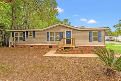 /international/us/160-saint-christopher-circle-pawleys-island-sc-110107277751/