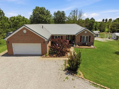 /international/us/67-oak-hill-lane-beaver-dam-ky-110108855116/