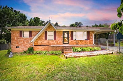 /international/us/6997-arden-road-thomasville-nc-110108413472/