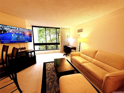 /international/us/300-wai-nani-way-honolulu-hi-110108125485/