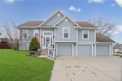 /international/us/1404-ne-196th-street-smithville-mo-110107230883/