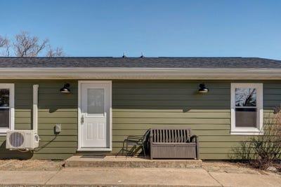 /international/us/1715-hideaway-road-galena-mo-110106467901/