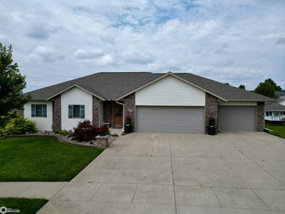 /international/us/1037-bella-vista-drive-carroll-ia-110101361090/?lang=en
