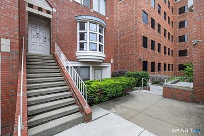 /international/us/44-temple-court-new-haven-ct-110108355213/