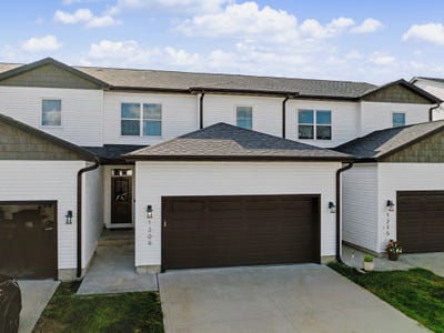 /international/us/1209-e-28th-street-norwalk-ia-110119704149/