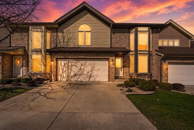 /international/us/11742-lighthouse-lane-palos-heights-il-110108224632/