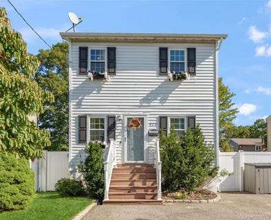 /international/us/422-myrtle-avenue-west-islip-ny-110120465428/