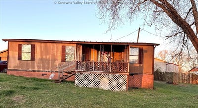/international/us/19-lee-circle-hurricane-wv-110106344382/