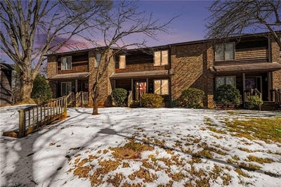 /international/us/5367-larch-court-winston-salem-nc-110105750614/