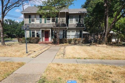 /international/us/1820-maplewood-avenue-corsicana-tx-110110406368/