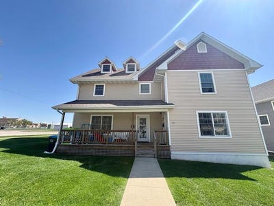 /international/us/929-4th-ave-n-fort-dodge-ia-110107784544/
