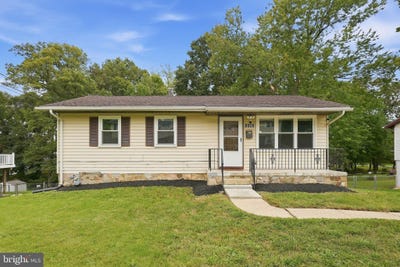 /international/us/8905-bold-street-upper-marlboro-md-110119966266/