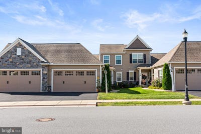 /international/us/106-s-village-circle-palmyra-pa-110120515939/