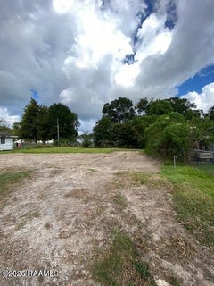 /international/us/608-a-avenue-b-lot-2-youngsville-la-110102757556/