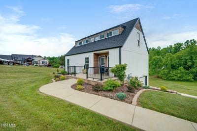 /international/us/512-meadowlark-drive-greeneville-tn-110108295044/