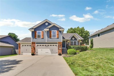/international/us/811-coachman-drive-pleasant-hill-mo-110100474868/