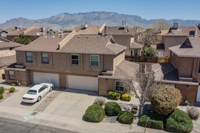 /international/us/8616-el-monte-lane-ne-albuquerque-nm-110098755391/
