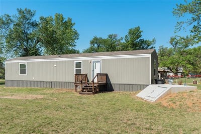 /international/us/716-w-2nd-street-watonga-ok-110107228960/