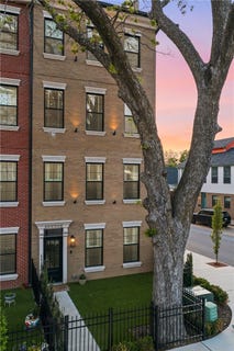 /international/us/500-sw-b-street-bentonville-ar-110107940985/