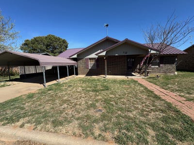 /international/us/710-charles-street-seymour-tx-110106451220/