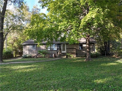 /international/us/9318-e-79th-street-raytown-mo-110120750759/