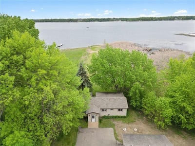 /international/us/12280-mentzer-trail-lindstrom-mn-110108709027/
