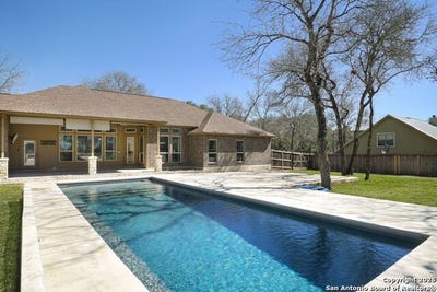 /international/us/561-jacobs-ln-la-vernia-tx-110097730632/?lang=en