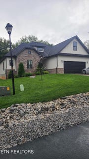 /international/us/206-ogana-lane-loudon-tn-110101347513/
