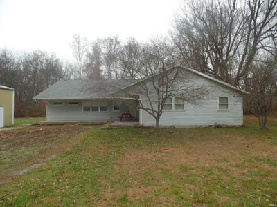 /international/us/15312-w-50-n-road-linton-in-110103756702/