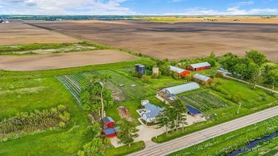 /international/us/2s919-dauberman-road-elburn-il-110108010039/