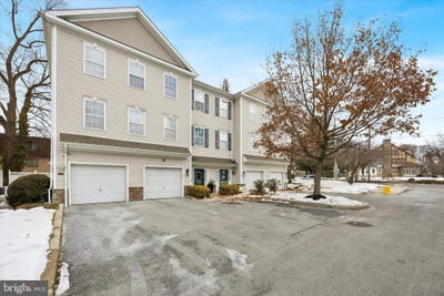 /international/us/5-b-hillview-circle-lansdowne-pa-110107848708/