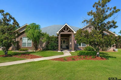 /international/us/404-lynn-st-whitehouse-tx-110109956987/