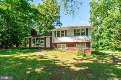 /international/us/489-black-matt-road-douglassville-pa-110109029918/