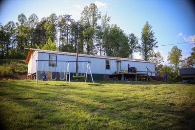 /international/us/4136-bryan-creek-road-glenwood-wv-110107843913/