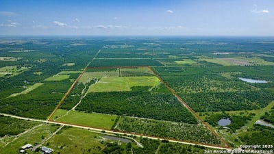 /international/us/3407-county-road-215-mccoy-tx-110100982186/