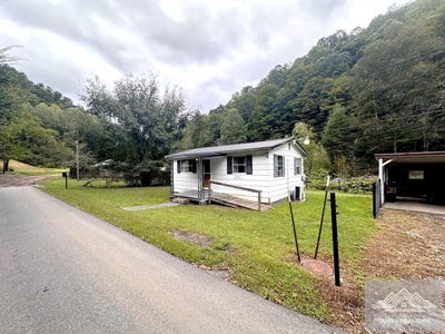 /international/us/628-king-carswell-rd-kimball-wv-110120027802/