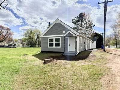 /international/us/704-spruce-street-merrill-wi-110107965409/