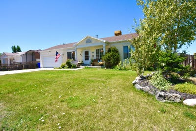 /international/us/856-s-860-w-tooele-ut-110100900662/