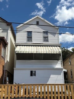 /international/us/507-indiana-avenue-glassport-pa-110102302209/