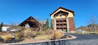 /international/us/2177-clute-road-cortland-ny-110102360236/