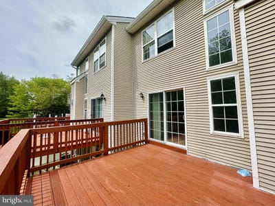 /international/us/3369-woodland-circle-huntingdon-valley-pa-110107775728/