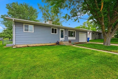 /international/us/1817-7th-avenue-belle-fourche-sd-110108803284/