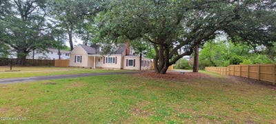 /international/us/1307-n-respess-street-washington-nc-110106351288/