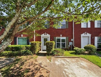 /international/us/5823-strathmoor-manor-circle-lithonia-ga-110107518238/