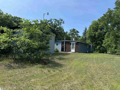 /international/us/7931-nw-dundas-road-alden-mi-110100940430/?lang=zh-tw