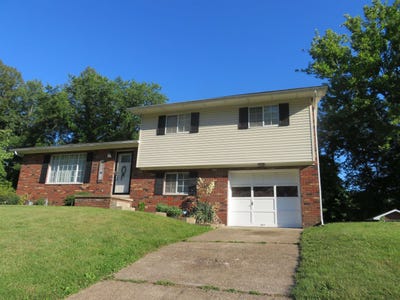 /international/us/2216-avinell-drive-milton-wv-110108548259/