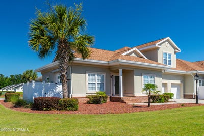 /international/us/8975-smithfield-drive-nw-calabash-nc-110100565764/
