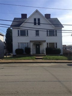 /international/us/110-n-4th-st-youngwood-pa-110105043061/