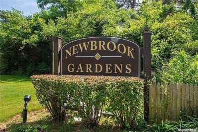 /international/us/191-newbrook-lane-bay-shore-ny-110108798428/
