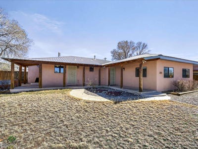 /international/us/711-cavalry-court-taos-nm-110106729303/